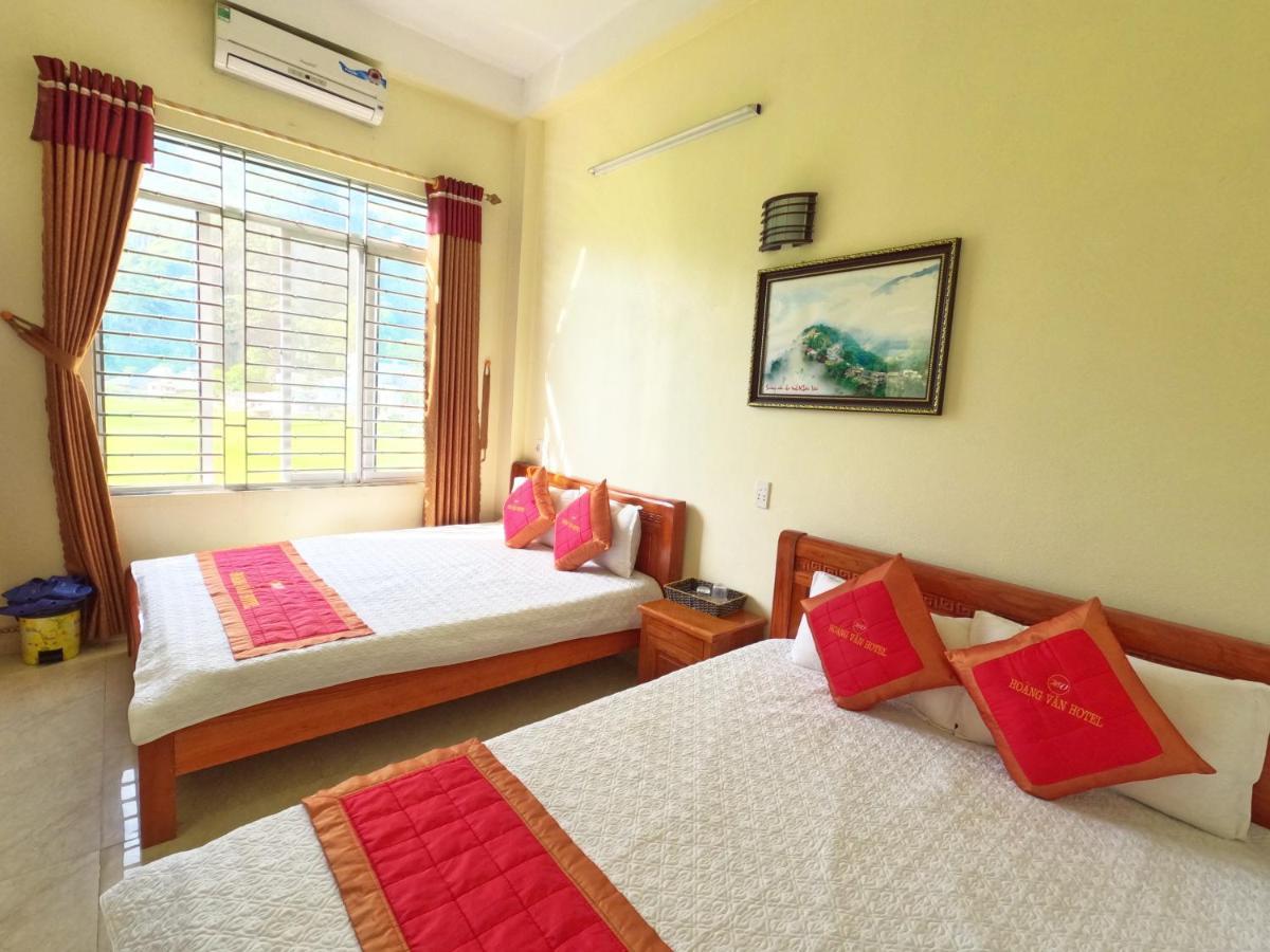 Hoang Van Hotel Đồng Văn Esterno foto