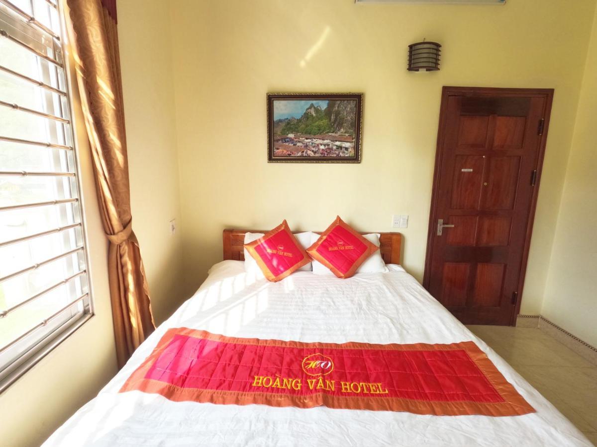 Hoang Van Hotel Đồng Văn Esterno foto