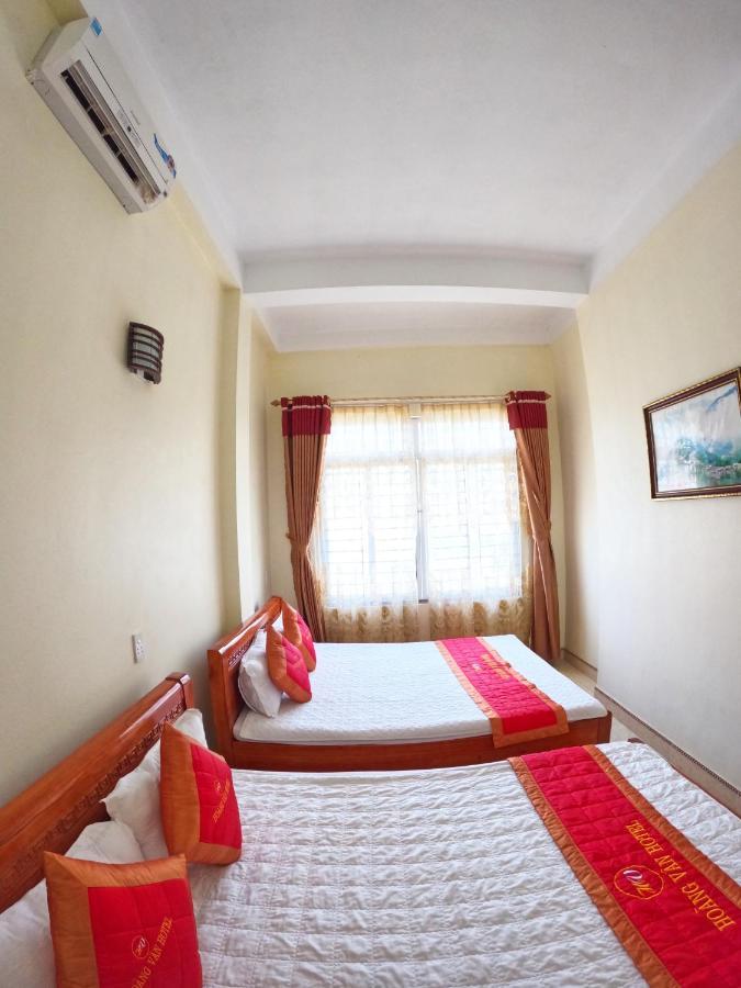 Hoang Van Hotel Đồng Văn Esterno foto